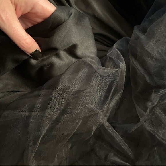 Like New! Be Ready for Homecoming - Honey & Rosie Formal Dress - Picture 4 of 9